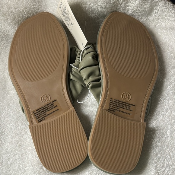 NWT A New Day. Sandal size 8 1/2 Memory foam.
Olive Green. Comfortable - Picture 5 of 5
